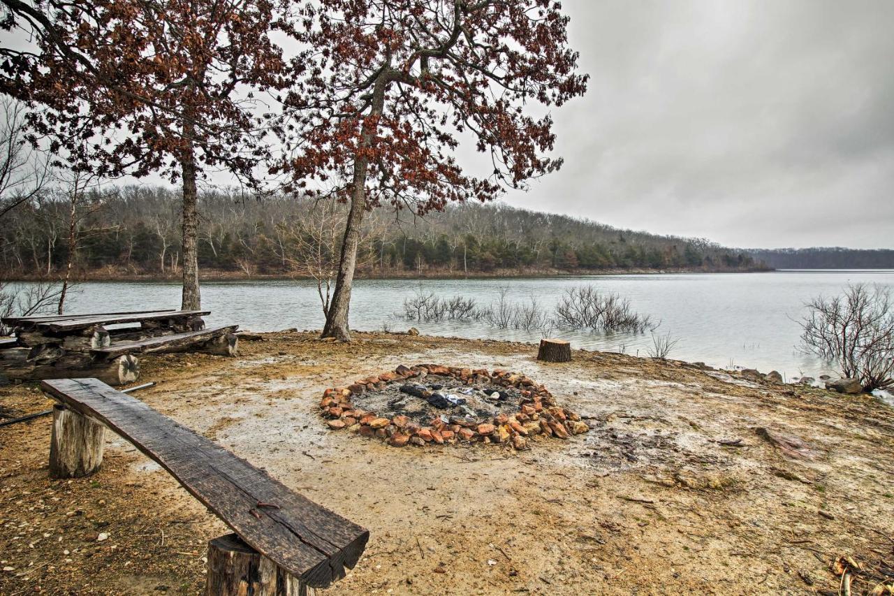 Rustic Stockton Lake Cabin Half Mile To Boat Ramp! Esterno foto