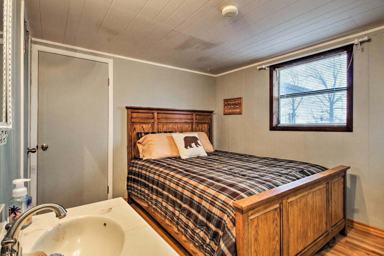 Rustic Stockton Lake Cabin Half Mile To Boat Ramp! Esterno foto